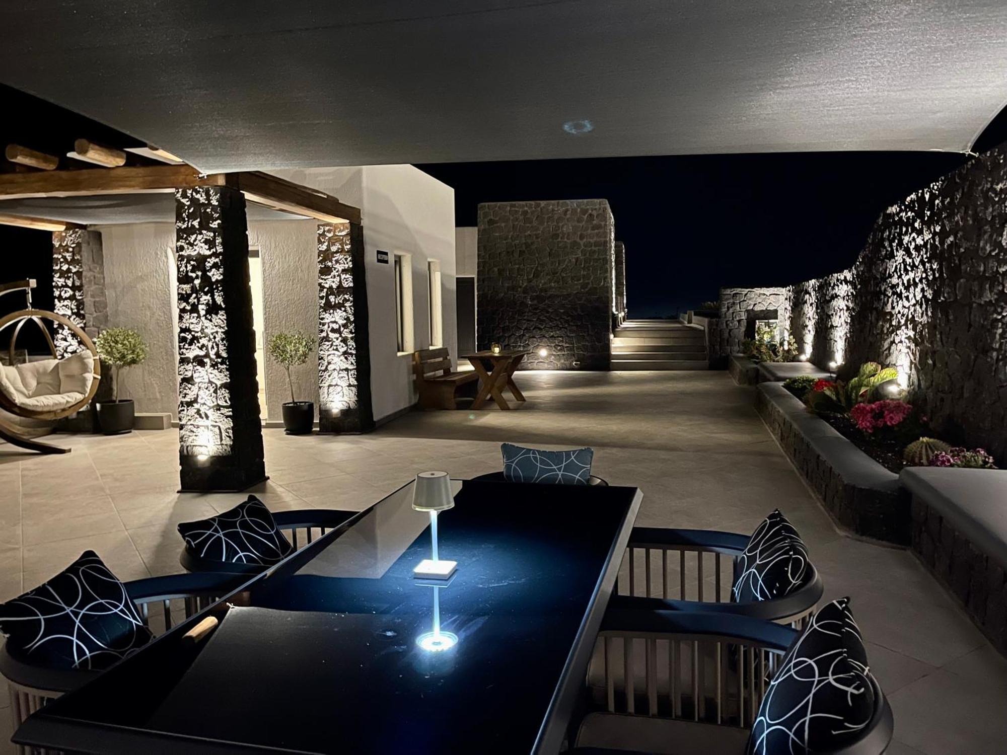 Brilliance Suites (Adults Only) Imerovigli  Eksteriør billede